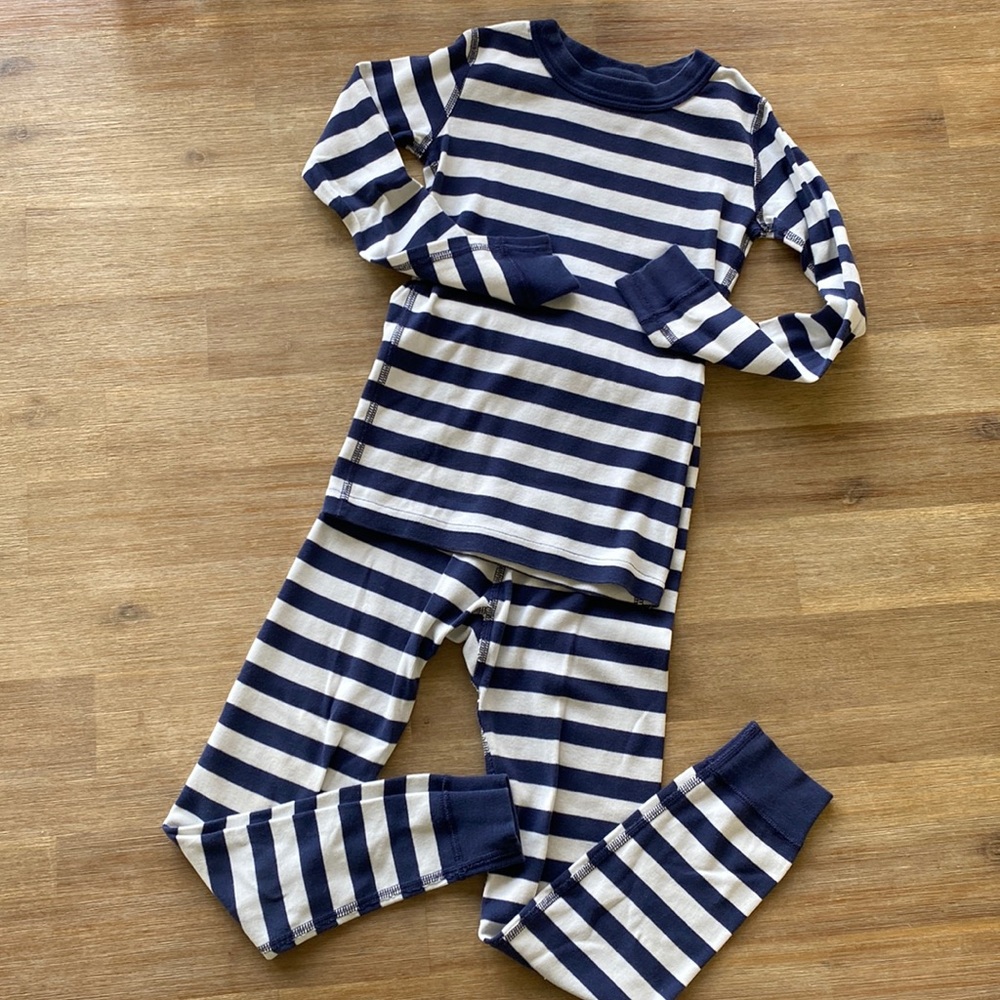 Hanna andersson kids pajamas size 120 or 6-7